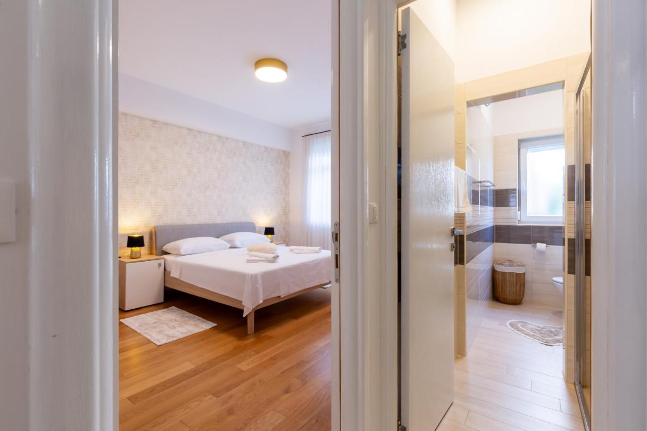 Stylish Apartment Mediterraneo Poreč Extérieur photo