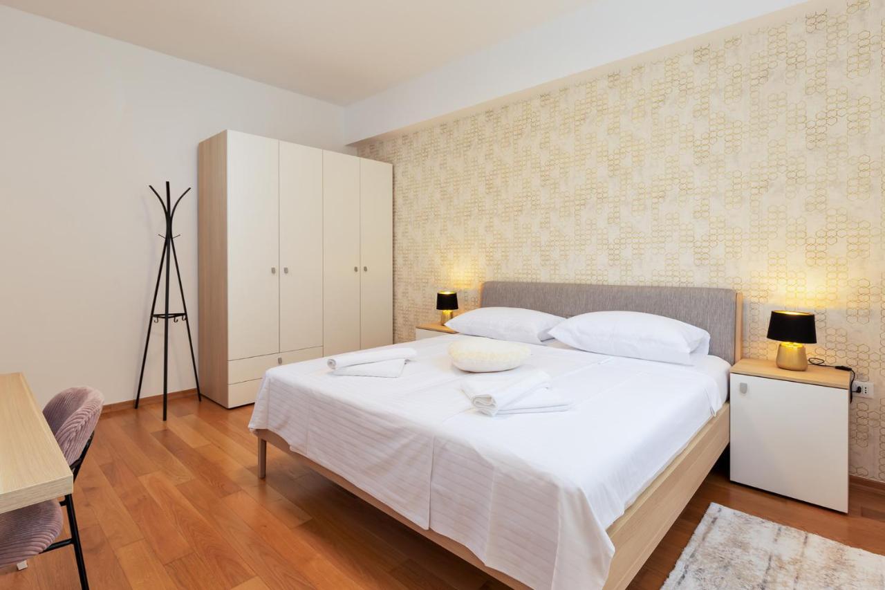 Stylish Apartment Mediterraneo Poreč Extérieur photo